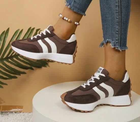 Women's Chunky Platform Sneakers Suede-Look with Stripes