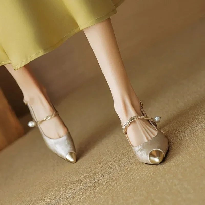 Women's Jacquard Kitten Heels Slingback with Pearl Strap